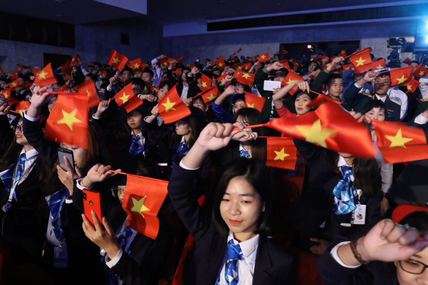 Xây dựng lớp sinh viên toàn diện, vừa hồng, vừa chuyên ảnh 21