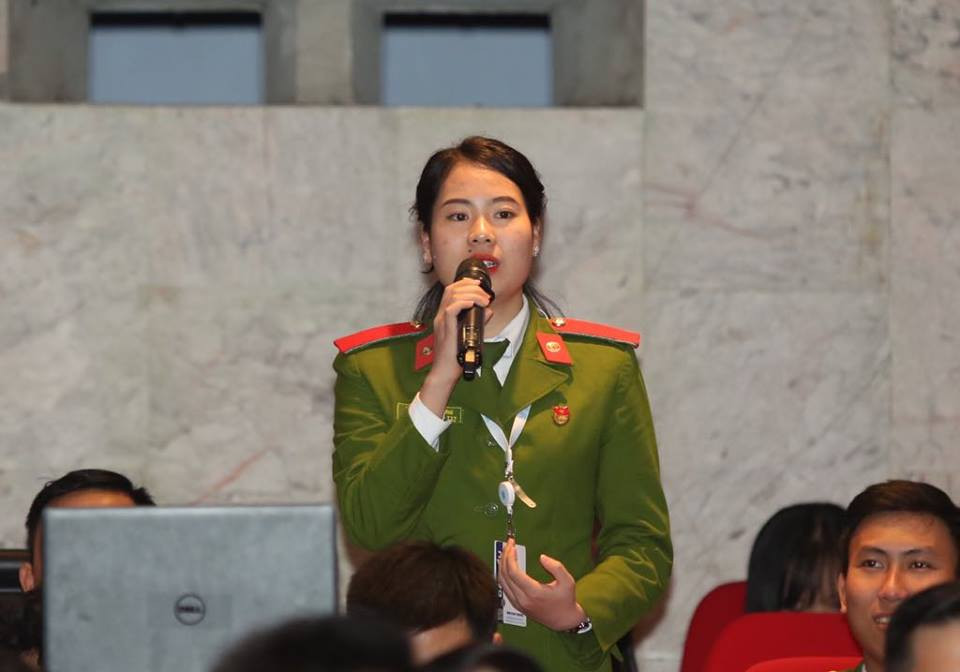 Phó Thủ tướng Vũ Đức Đam đối thoại với đại biểu Hội Sinh viên ảnh 7