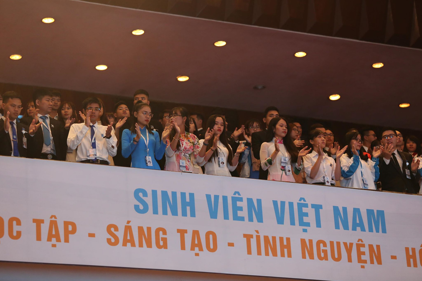 Xây dựng lớp sinh viên toàn diện, vừa hồng, vừa chuyên ảnh 23