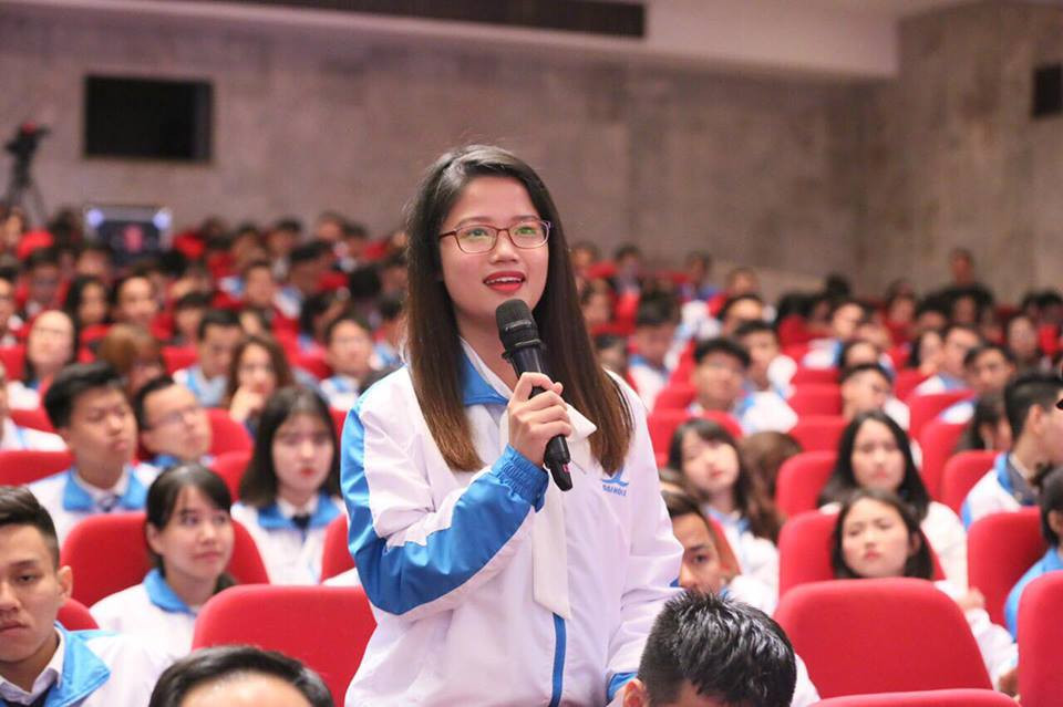 Phó Thủ tướng Vũ Đức Đam đối thoại với đại biểu Hội Sinh viên ảnh 17