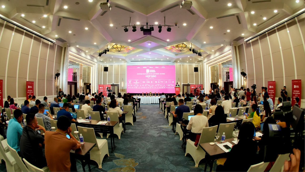 Giải Vô địch Golf Quốc gia: Nơi tìm ra golfer xuất sắc nhất Việt Nam ảnh 24 Giải Vô địch Golf Quốc gia: Nơi tìm ra golfer xuất sắc nhất Việt Nam ảnh 24