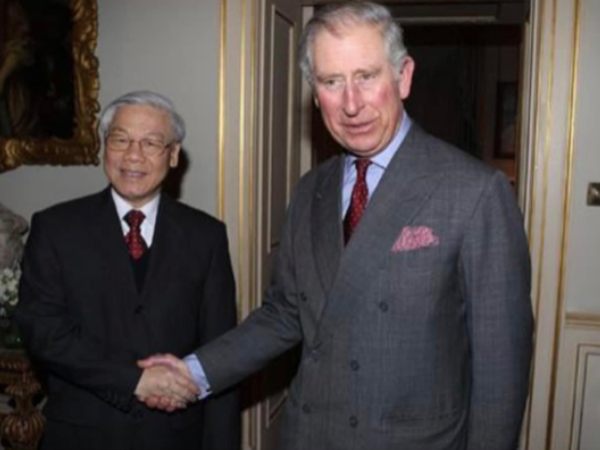 Tổng Bí thư Nguyễn Phú Trọng trong cuộc gặp Thái tử Charles năm 2013. (Ảnh: FB) Tổng Bí thư Nguyễn Phú Trọng trong cuộc gặp Thái tử Charles năm 2013. (Ảnh: FB)