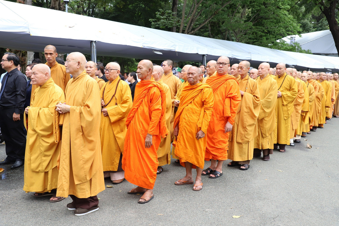 TPHCM điều chỉnh thời gian viếng Tổng Bí thư Nguyễn Phú Trọng đến 23h00 ảnh 87