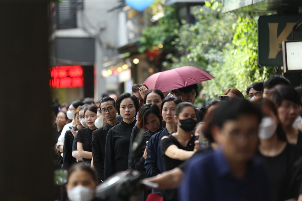 TPHCM điều chỉnh thời gian viếng Tổng Bí thư Nguyễn Phú Trọng đến 23h00 ảnh 109