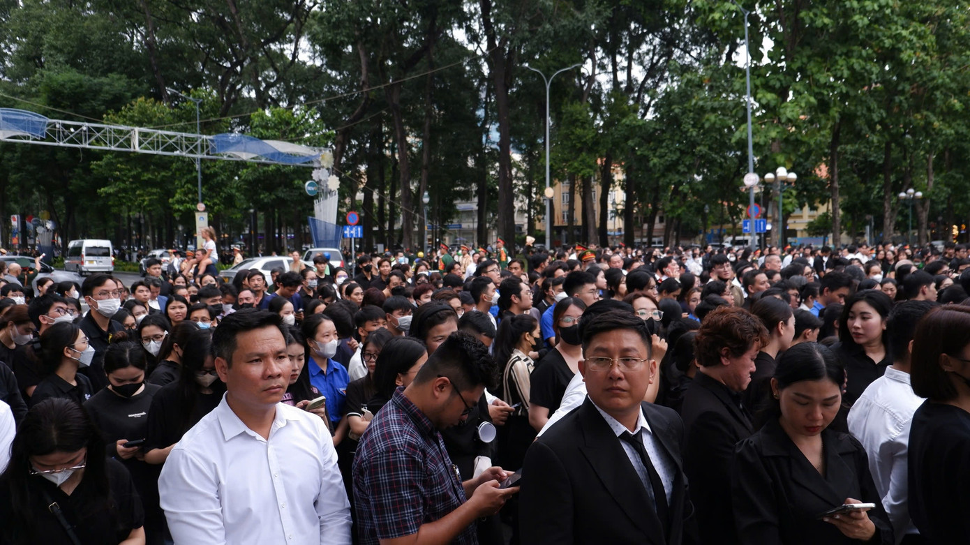 TPHCM điều chỉnh thời gian viếng Tổng Bí thư Nguyễn Phú Trọng đến 23h00 ảnh 95