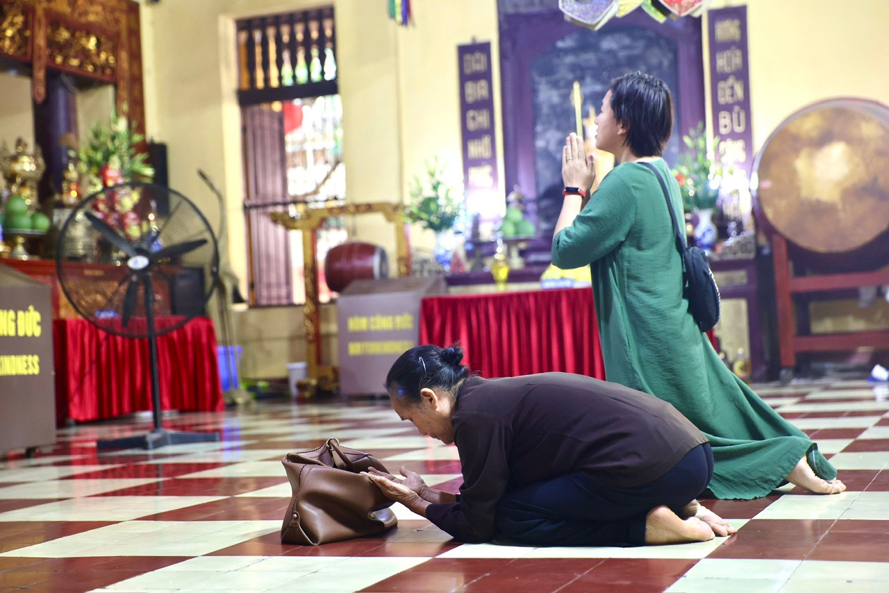 TPHCM điều chỉnh thời gian viếng Tổng Bí thư Nguyễn Phú Trọng đến 23h00 ảnh 12