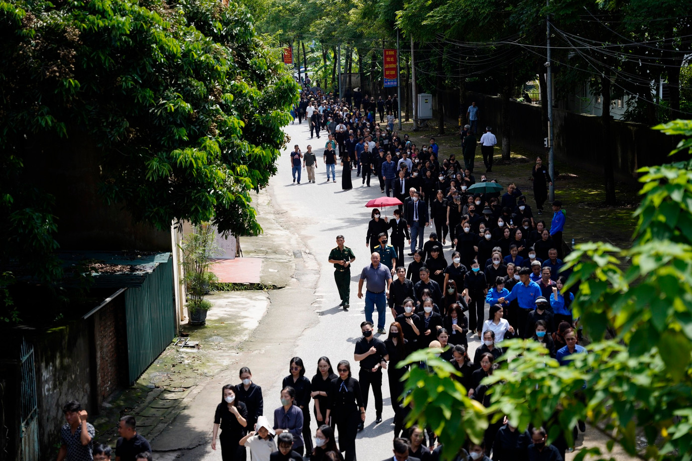 TPHCM điều chỉnh thời gian viếng Tổng Bí thư Nguyễn Phú Trọng đến 23h00 ảnh 70