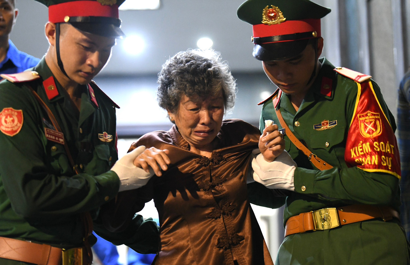 TPHCM điều chỉnh thời gian viếng Tổng Bí thư Nguyễn Phú Trọng đến 23h00 ảnh 131