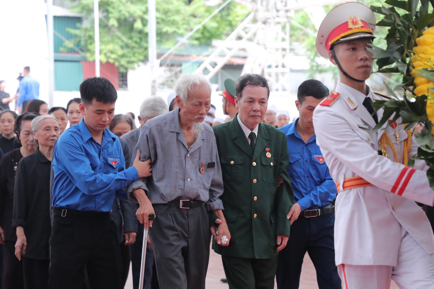 TPHCM điều chỉnh thời gian viếng Tổng Bí thư Nguyễn Phú Trọng đến 23h00 ảnh 48