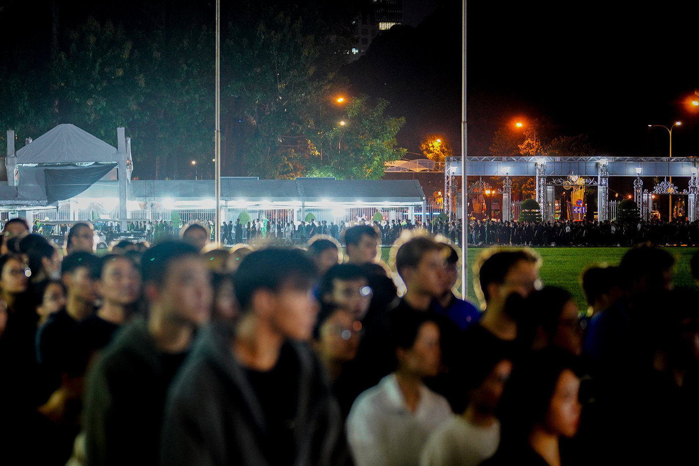 TPHCM điều chỉnh thời gian viếng Tổng Bí thư Nguyễn Phú Trọng đến 23h00 ảnh 146