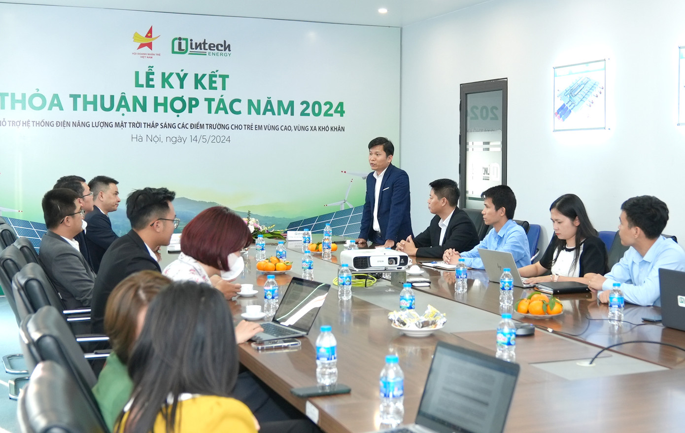 Ông Hoàng Hữu Thắng phát biểu tại chương trình. Ông Hoàng Hữu Thắng phát biểu tại chương trình.