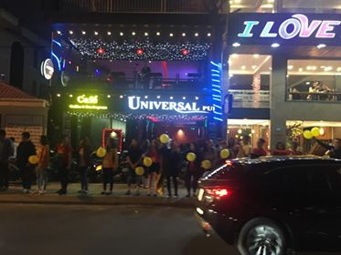 Biển người rợp cờ hoa, reo hò khắp cả nước mừng kỳ tích của U23 Việt Nam ảnh 46