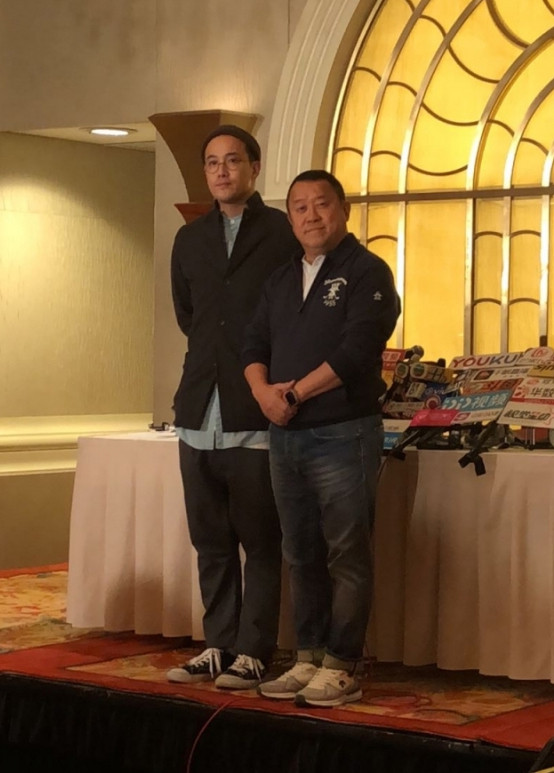 Tăng Chí Vỹ mở họp báo, nói gì về cáo buộc cưỡng hiếp hàng loạt ảnh 1