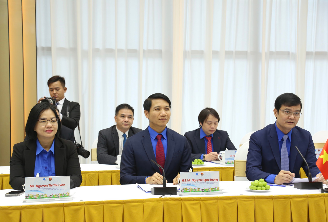 Anh Bùi Quang Huy - Ủy viên dự khuyết T.Ư Đảng, Bí thư thứ nhất T.Ư Đoàn, Chủ nhiệm UBQG về Thanh niên Việt Nam; anh Nguyễn Ngọc Lương - Bí thư thường trực T.Ư Đoàn, Chủ tịch T.Ư Hội LHTN Việt Nam cùng chủ trì buổi làm việc. Ảnh: Lâm Đăng Hải