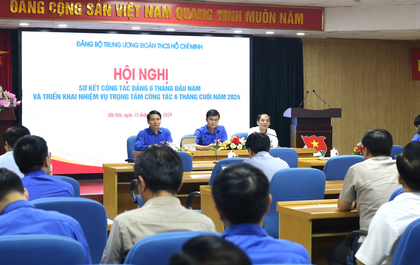 Hội nghị sơ kết công tác Đảng 6 tháng đầu năm và triển khai nhiệm vụ trọng tâm công tác 6 tháng cuối năm 2024. Ảnh: Bảo Anh