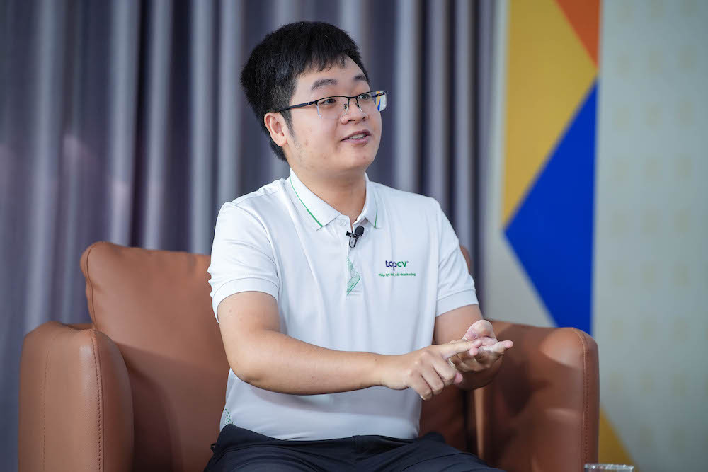 Anh Nguyễn Bảo Long Anh Nguyễn Bảo Long