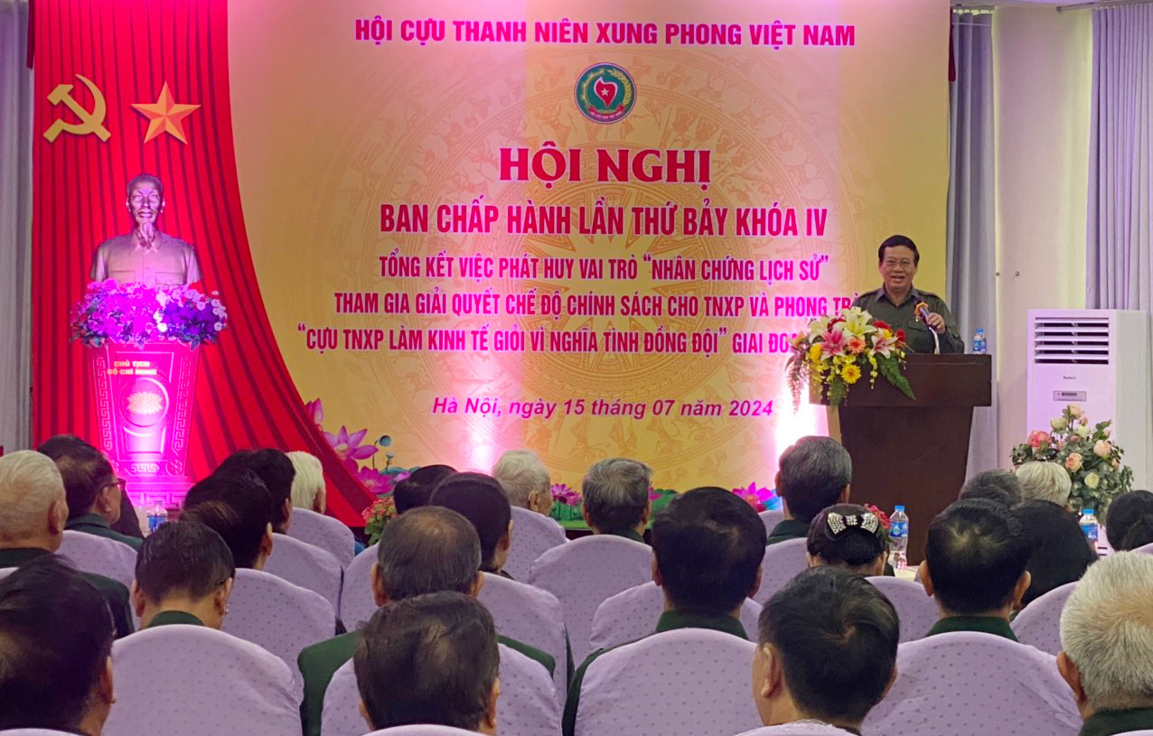 Chủ tịch Hội Cựu TNXP Việt Nam Vũ Trọng Kim phát biểu tại hội nghị Chủ tịch Hội Cựu TNXP Việt Nam Vũ Trọng Kim phát biểu tại hội nghị