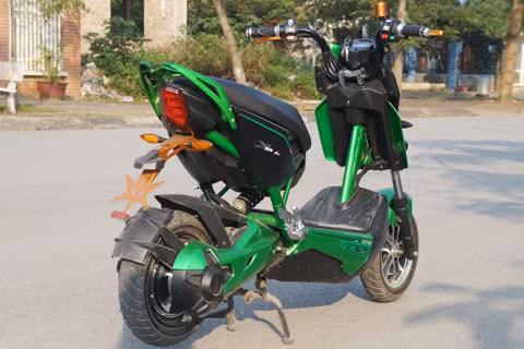 Hệ thống đèn đầy đủ như xe máy