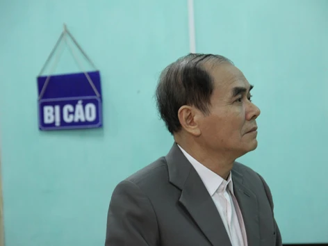 Bị cáo Nguyễn Văn Hùng cho rằng vẫn tỉnh táo lúc tông xe chết người