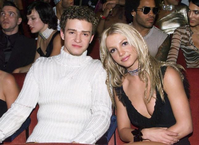 Justin Timberlake từng hẹn hò với Britney giai đoạn 1998 – 2002.