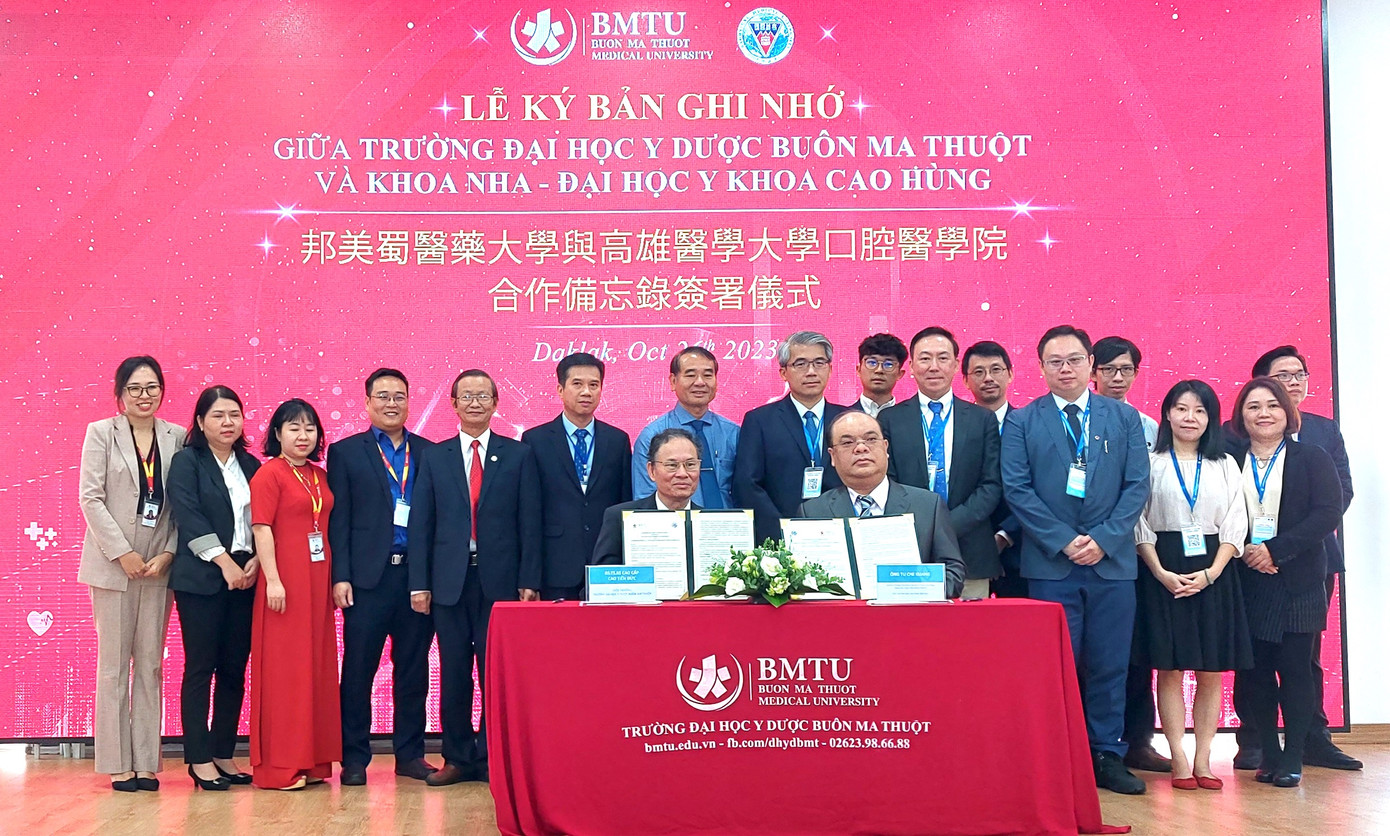 Lễ ký bản ghi nhớ giữa trường ĐH Y Dược Buôn Ma Thuột và Nha khoa - ĐH Y Khoa Cao Hùng