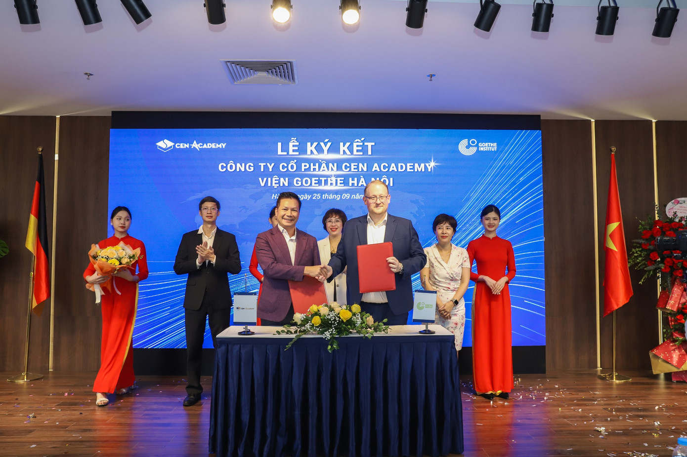 Cen Academy nỗ lực hợp tác với nhiều đối tác trong và ngoài nước để đẩy mạnh hoạt động đào tạo kỹ năng và đưa đến nhiều cơ hội gia nhập thị trường quốc tế.