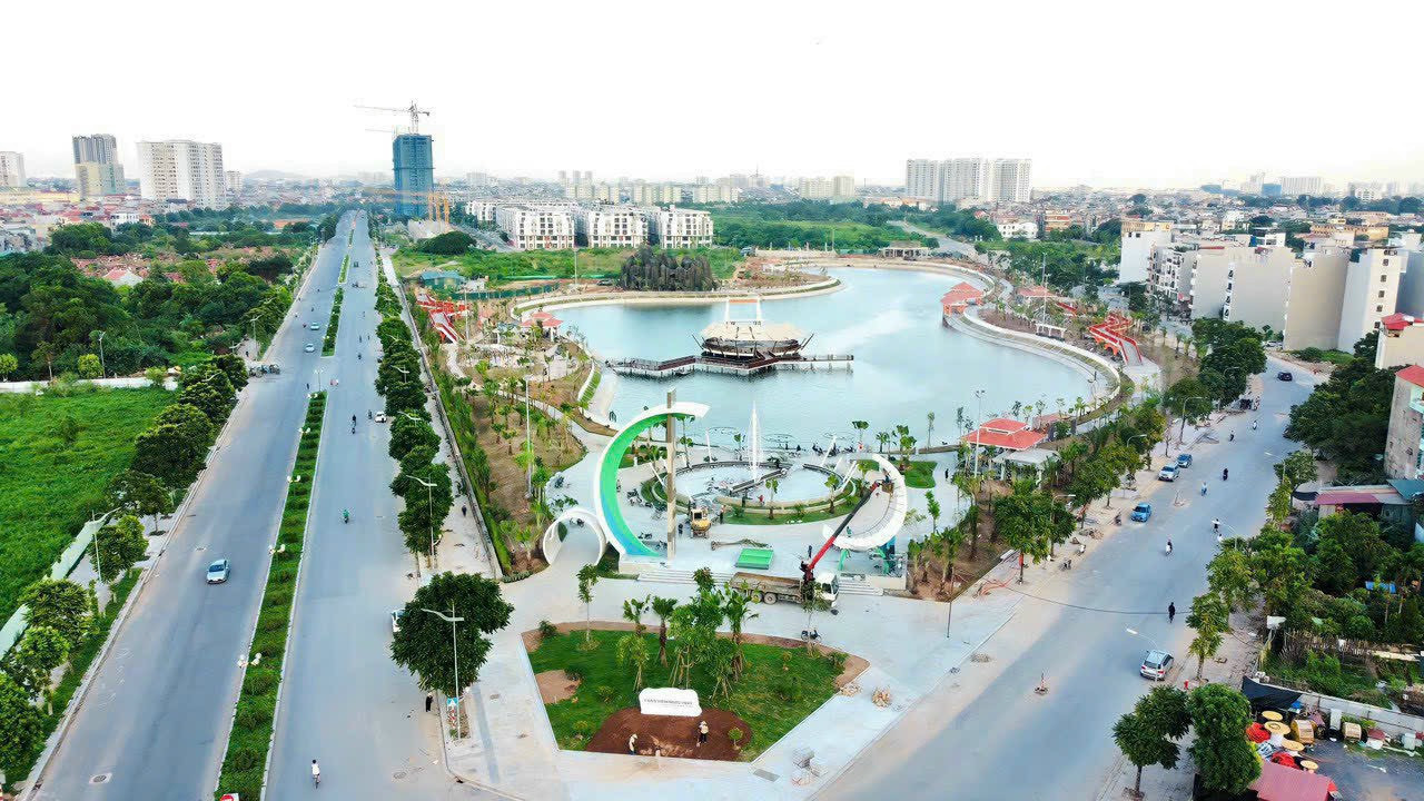 Thông xe tuyến đường 40m và dự kiến đưa vào sử dụng công viên Ngọc Thụy trong tháng 10.