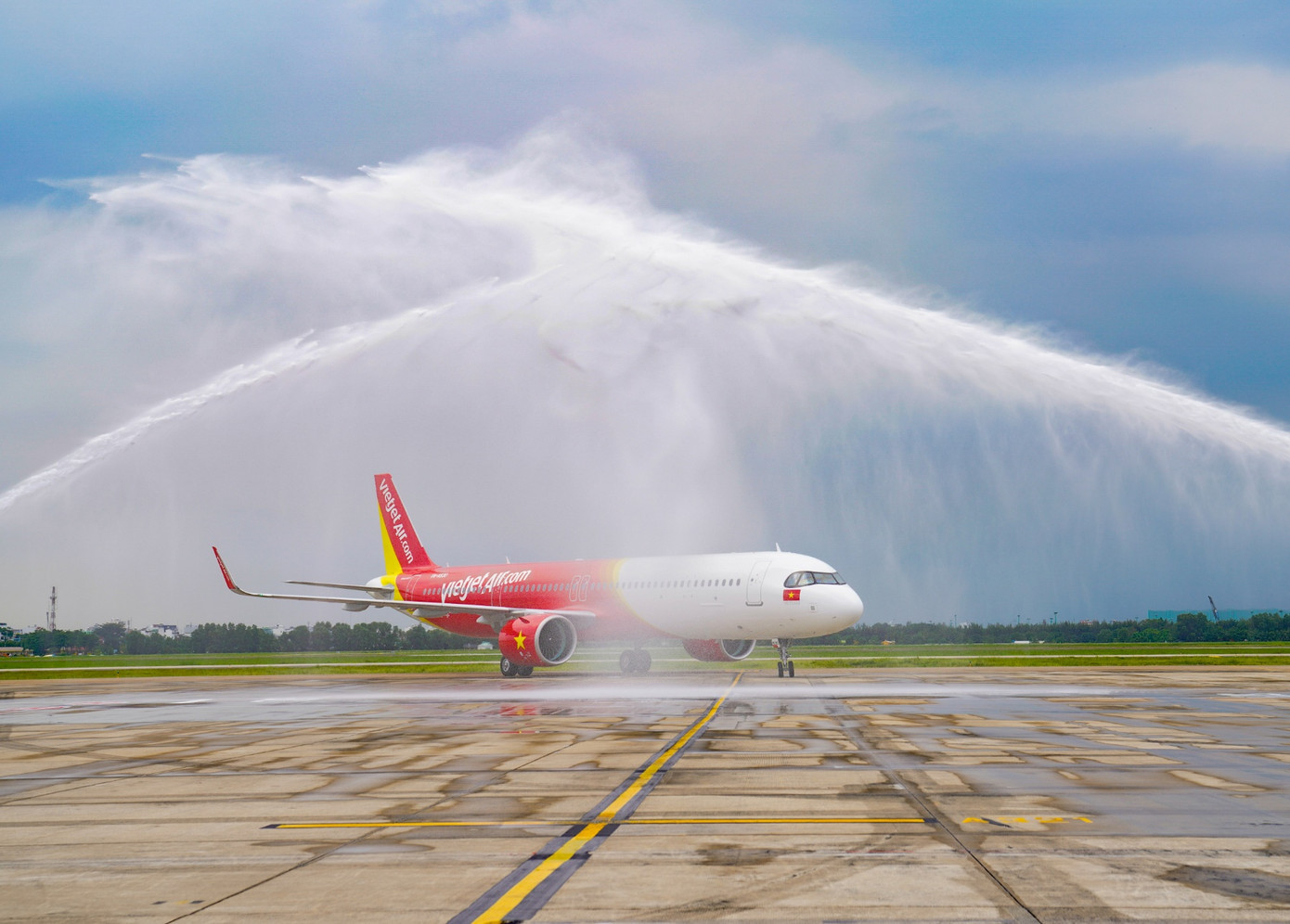 Vietjet đón tàu bay thứ 101, mở rộng mạng bay quốc tế (ảnh: T.L)