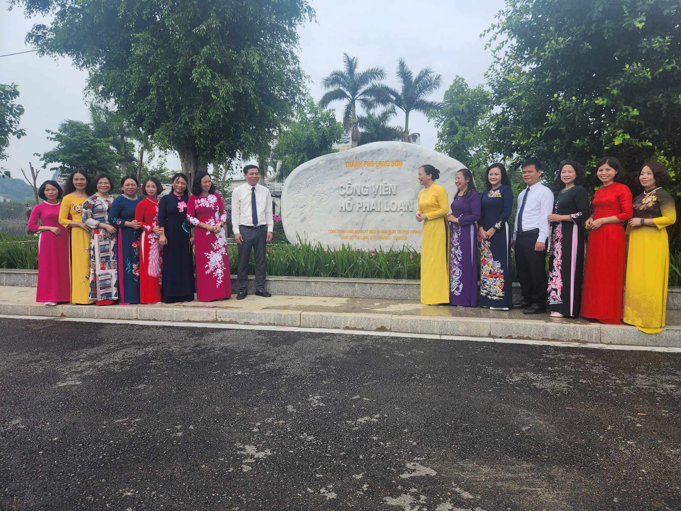 Khánh thành Công viên hồ Phai Loạn ở trung tâm thành phố Lạng Sơn. Ảnh: Duy Chiến