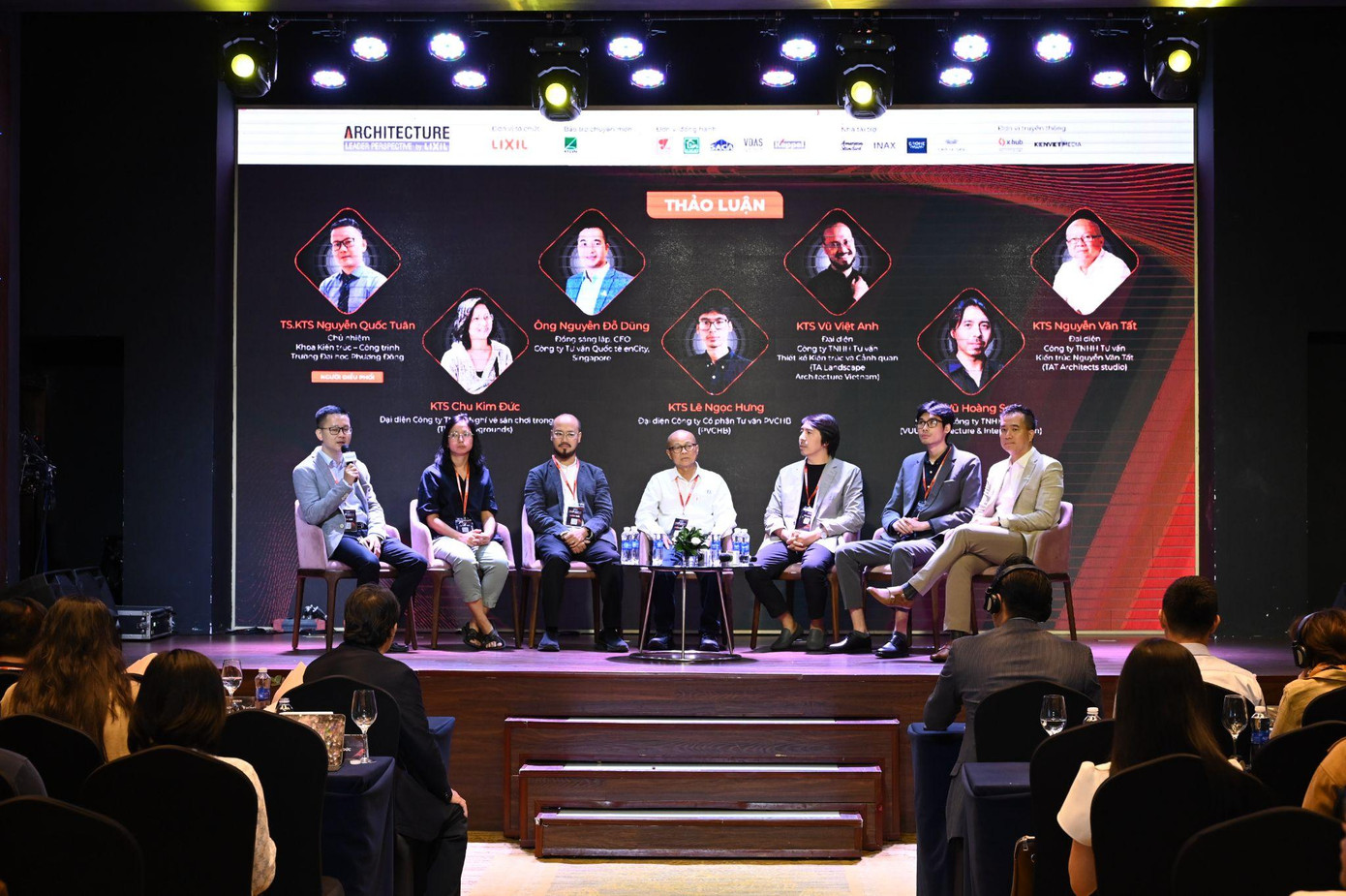 Phần thảo luận tại Hội thảo