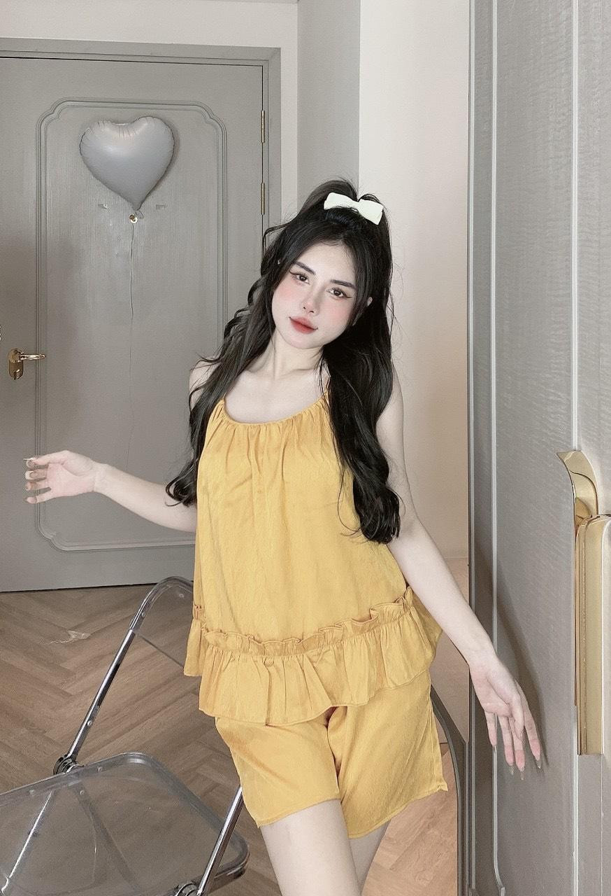 Mẫu mã mới được cập nhật theo xu hướng mỗi ngày Mẫu mã mới được cập nhật theo xu hướng mỗi ngày