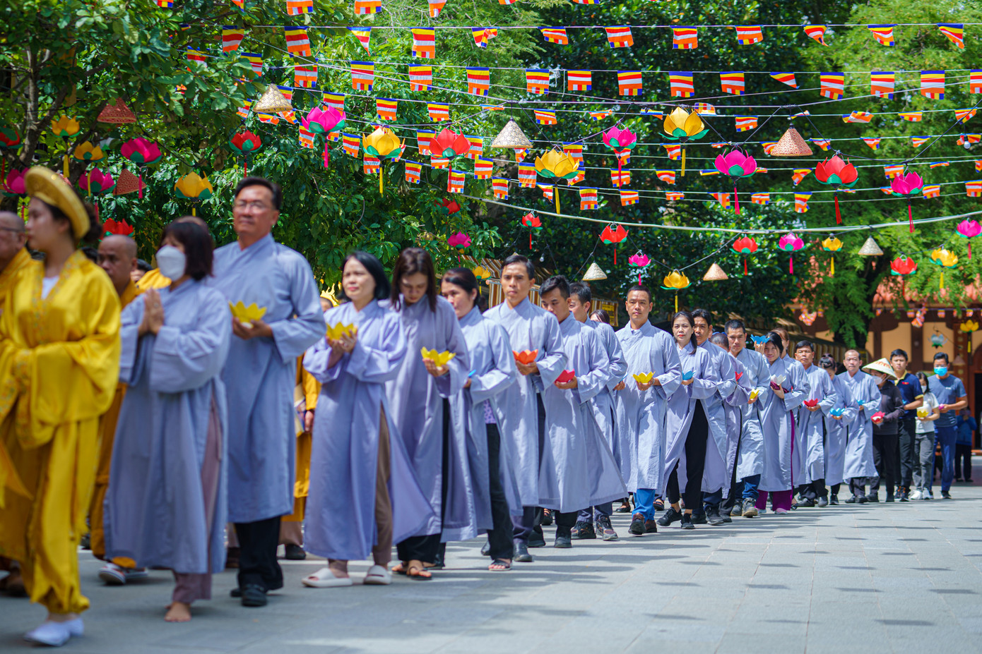 Đông đảo Phật tử về núi Bà Đen trong dịp Lễ Vía Linh Sơn Thánh Mẫu Bồ Tát. Ảnh: Sun World Ba Den Mountain Đông đảo Phật tử về núi Bà Đen trong dịp Lễ Vía Linh Sơn Thánh Mẫu Bồ Tát. Ảnh: Sun World Ba Den Mountain