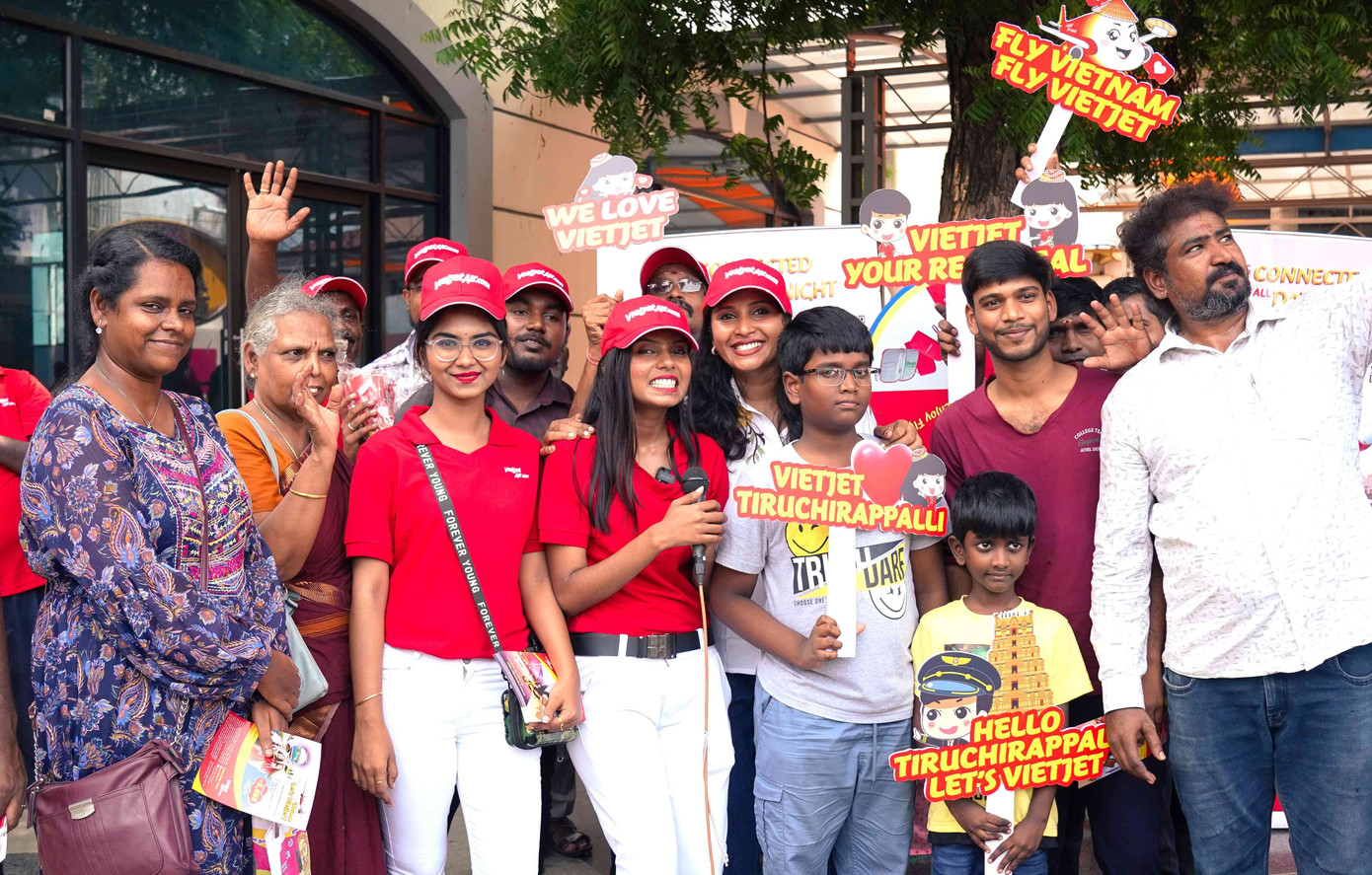 Vietjet gây ấn tượng khó phai với đường bay thẳng giữa TP.HCM – Tiruchirappalli - Ấn Độ (ảnh: T.L)