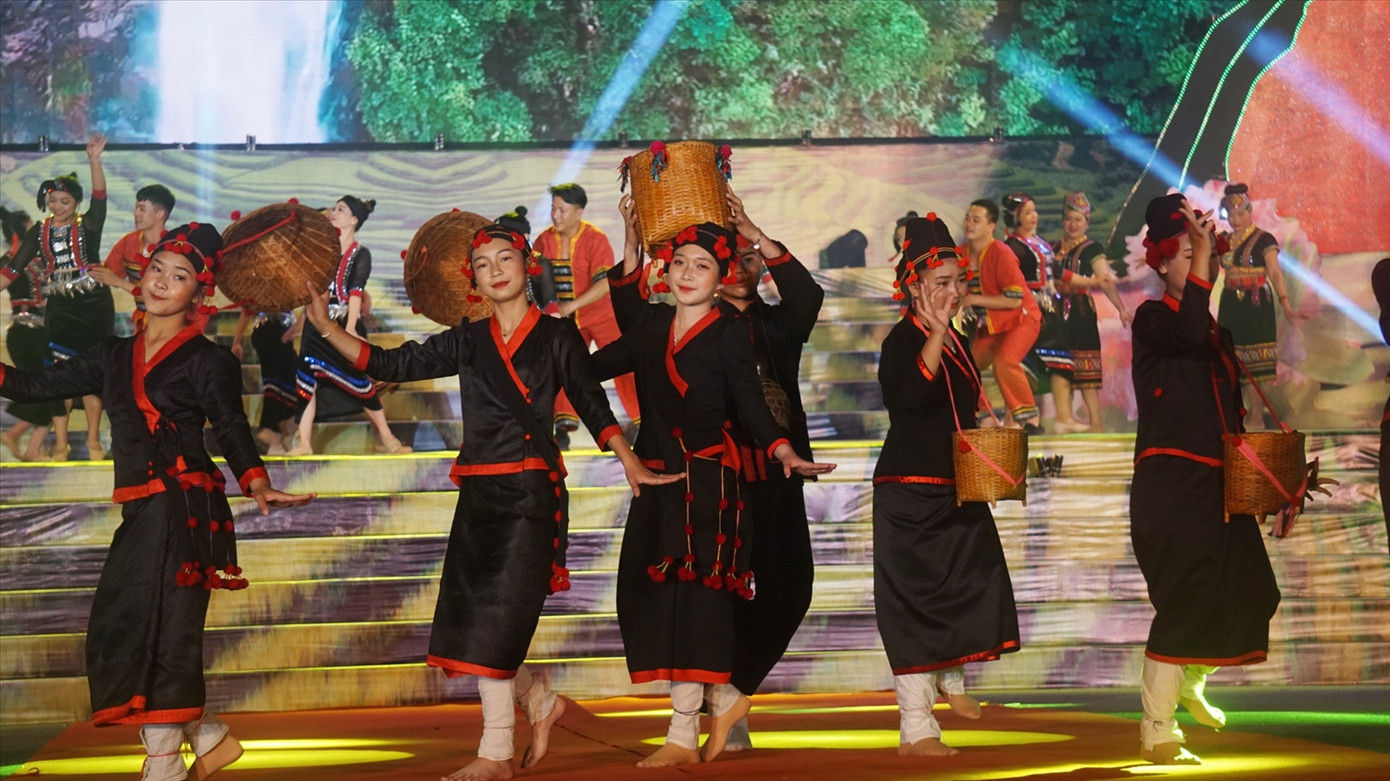 Lai Châu có nhiều lễ hội văn hóa nghệ thuật