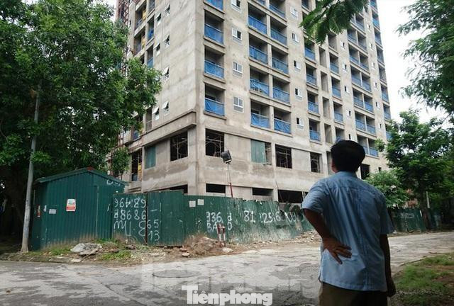 Giá nhà hiện tại đang quá cao, bỏ xa mức thu nhập của công nhân và người lao động.