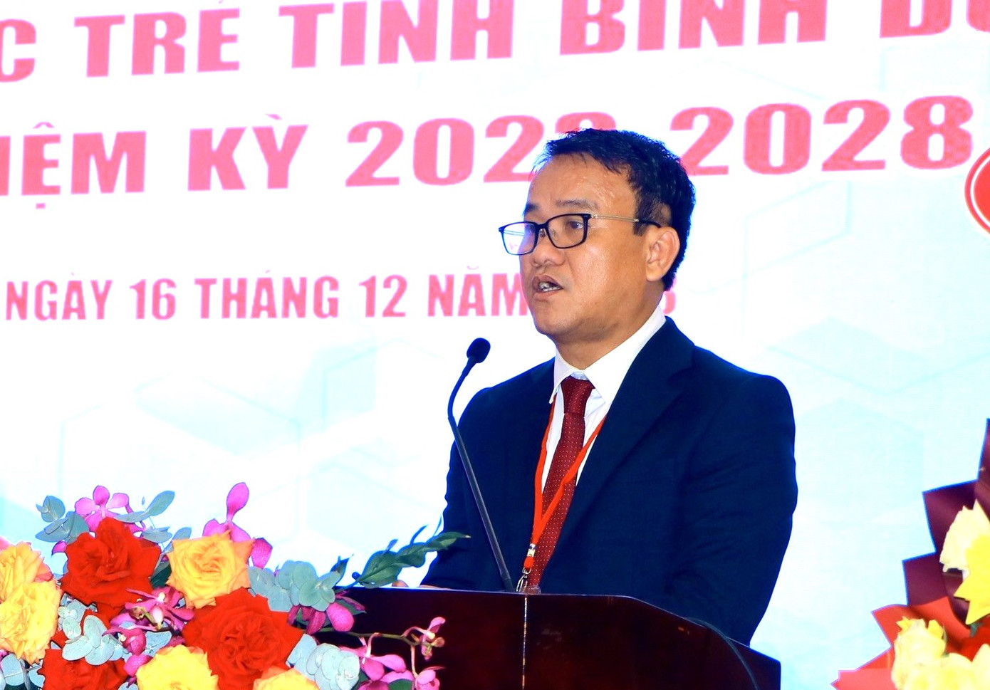 Chủ tịch Hội Thầy thuốc trẻ tỉnh Bình Dương Huỳnh Minh Chín