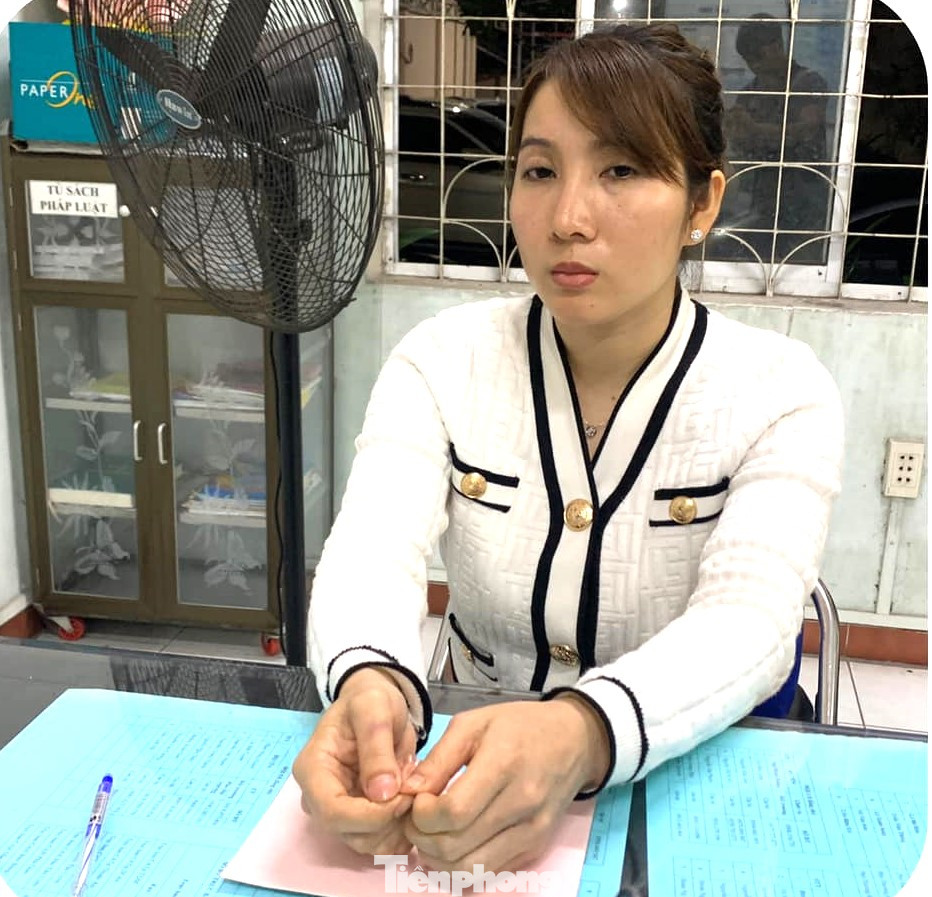 Dương Thúy Ái, bạn gái của ZHAO XIN bị bắt giữ