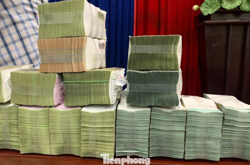 Số tiền 4,5 tỷ đồng người nhà nạn nhân mang đến giao dịch để nhận người.