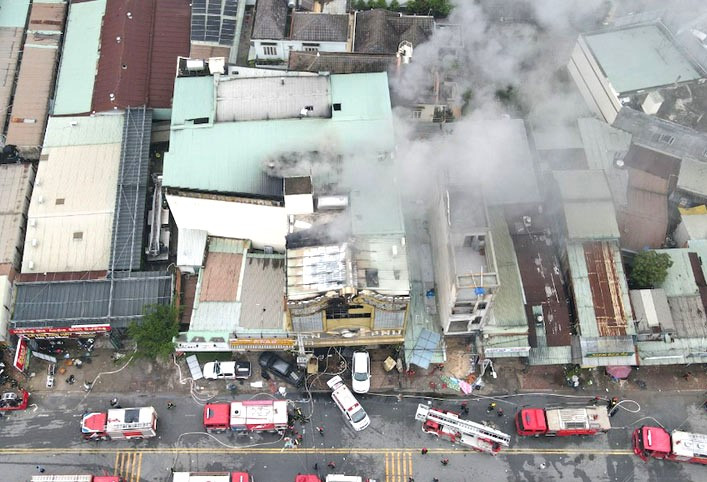 Thời điểm xảy ra vụ cháy, bên trong quán karaoke An Phú có 60 người gồm cả khách và nhân viên. Trong số các nạn nhân tử vong và bị thương, có nhiều người được cảnh sát giải cứu an toàn. Ảnh: Tư liệu