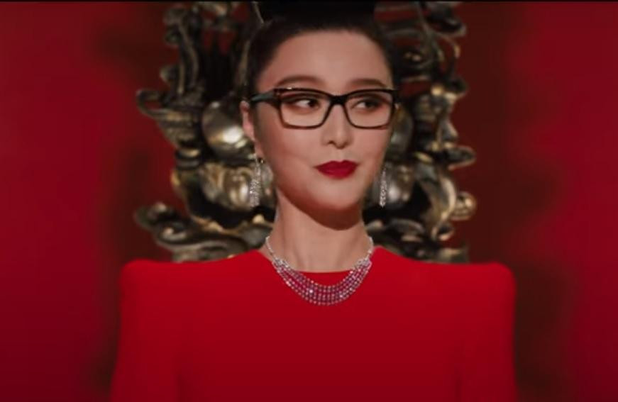 Dự án Hollywood này là cơ hội để Phạm gia vực dậy sau bê bối trốn thuế. Dự án Hollywood này là cơ hội để Phạm gia vực dậy sau bê bối trốn thuế.