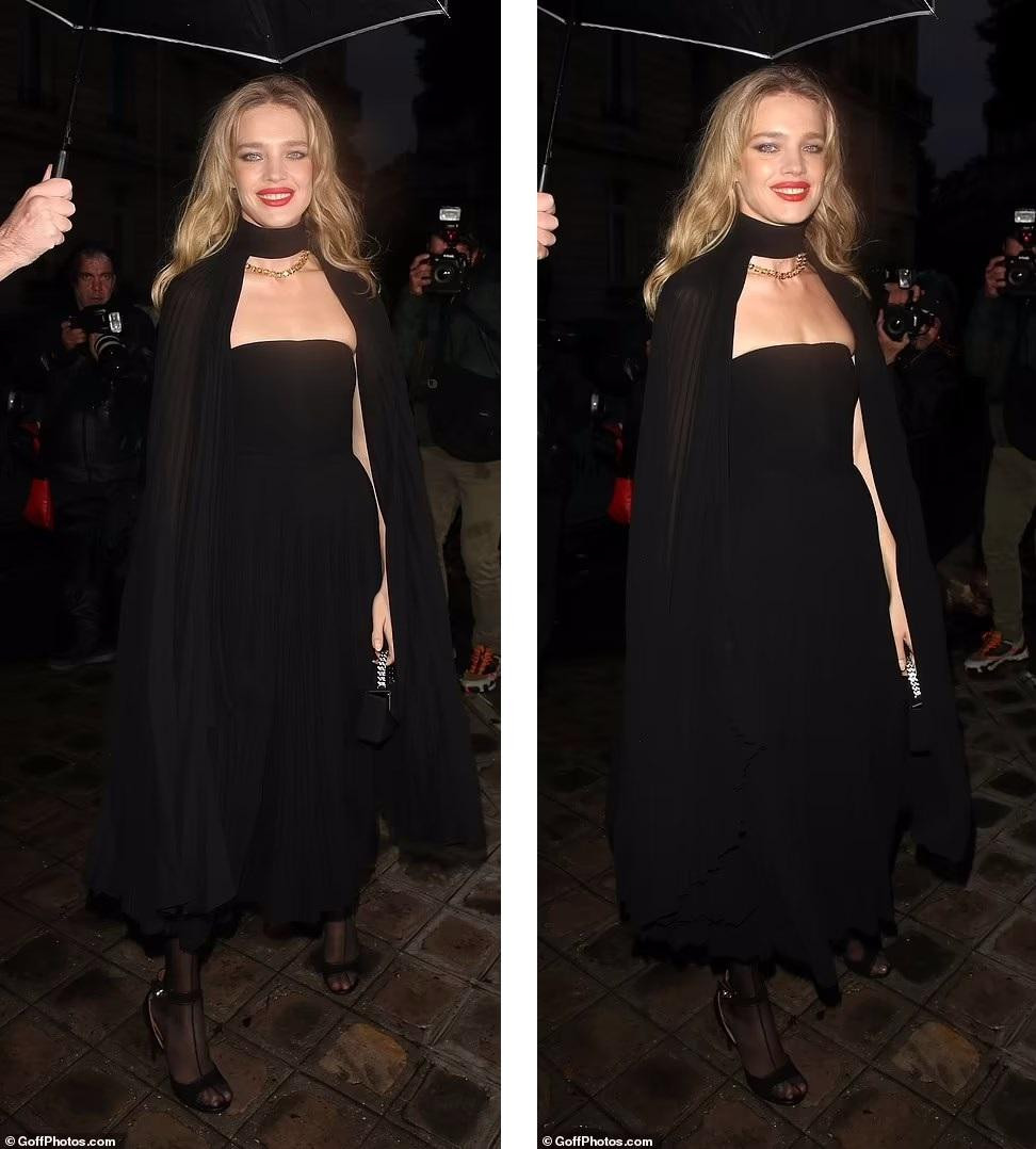 Mỹ nhân Nga Natalia Vodianova xuất hiện trong bộ cánh mang phong cách nữ tính cổ điển. Mỹ nhân Nga Natalia Vodianova xuất hiện trong bộ cánh mang phong cách nữ tính cổ điển.