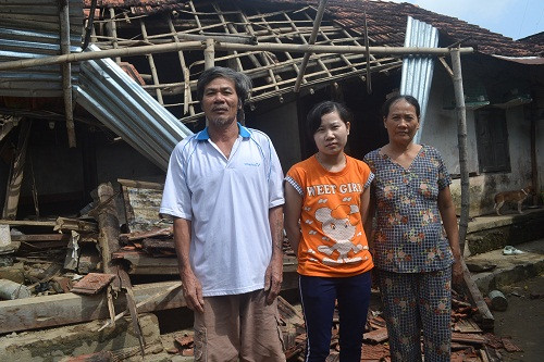 Hộ nghèo Ngô Văn Phúc, xã Nhơn Hưng một đêm bổng trắng tay, mất nhà và của cải. Ảnh Việt Hương