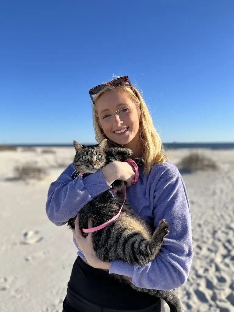 Bender vui sướng khi đã thoát khỏi &quot;lưỡi hái của tử thần&quot;