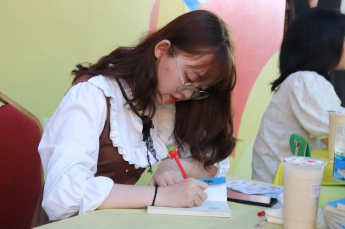 Đối với Lam, không cảm xúc cũng là một loại cảm xúc (Ảnh: NVCC). Đối với Lam, không cảm xúc cũng là một loại cảm xúc (Ảnh: NVCC).