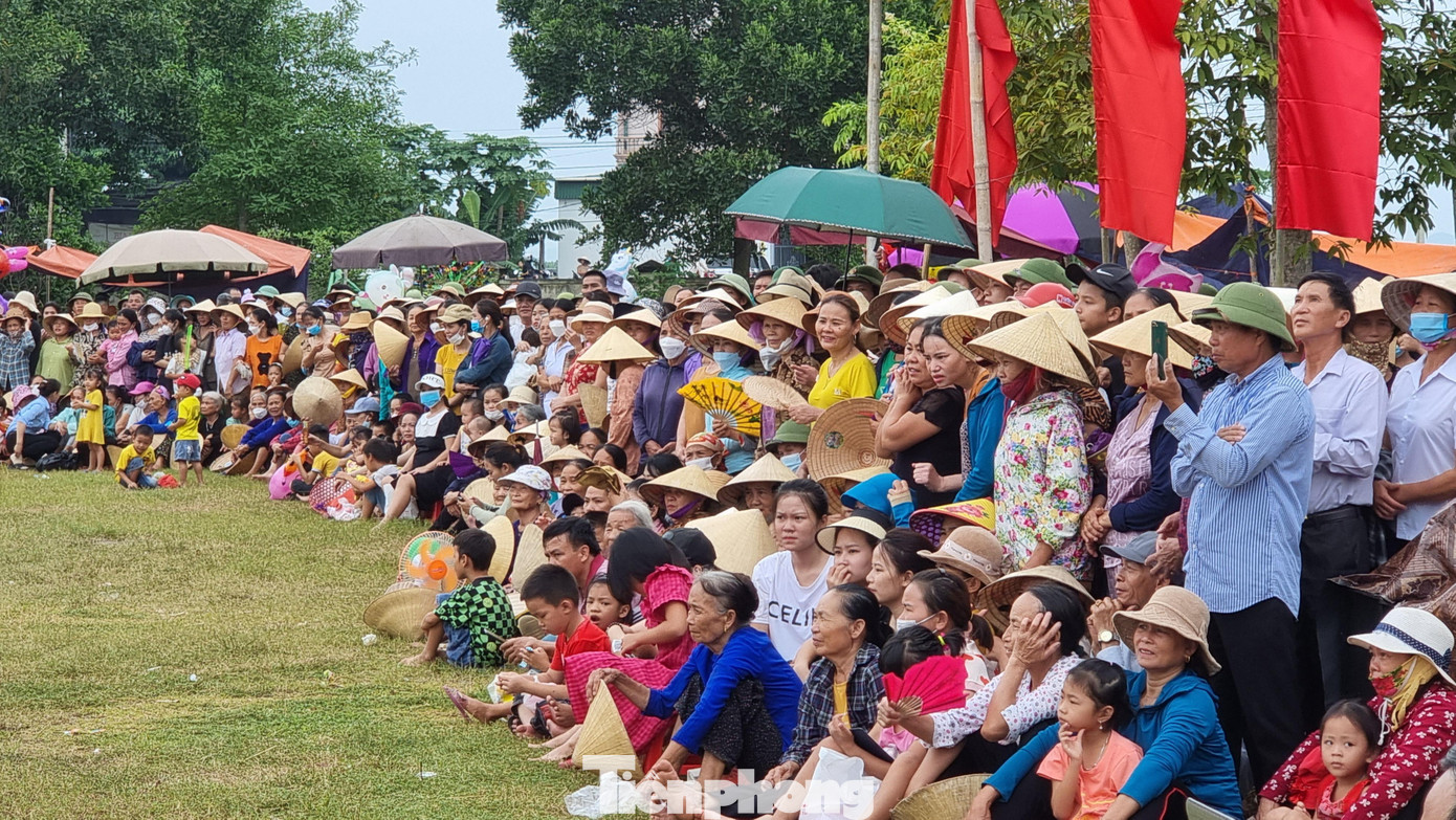 Để tạo nên thành công của Đội Nghi thức, phải kể đến đóng góp về kinh phí và sự cổ vũ nhiệt tình của bà con, người dân trên địa bàn. Do đó, đây không chỉ là sự kiện chào mừng Ngày Quốc Khánh, kỷ niệm ngày Cách mạng Tháng Tám mà còn là hoạt động tạo sự đoàn kết, gắn bó trong quần chúng nhân dân.