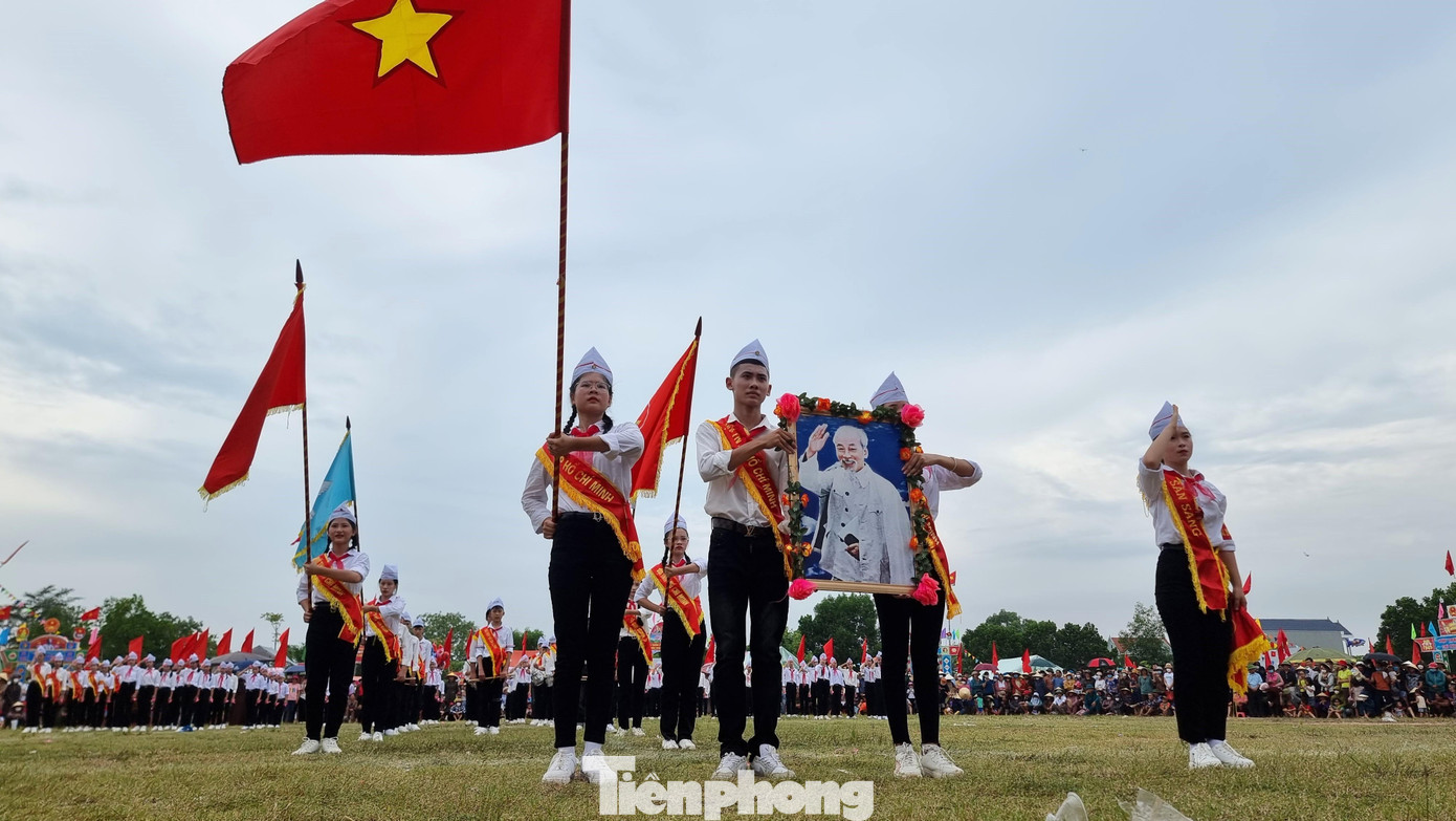 Trong chương trình, các đội sẽ biểu diễn Nghi thức rước cờ, rước ảnh Bác Hồ, cử nhạc, hát Quốc ca, đi đều, diễu hành qua khán đài và vòng quanh sân vận động.