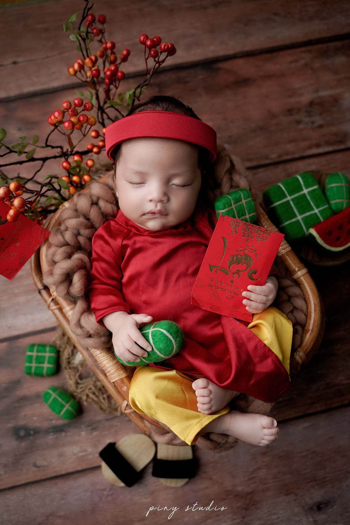 PINY Studio nổi danh với những chiếc ảnh chụp em bé dễ thương (Ảnh: PINY Studio) PINY Studio nổi danh với những chiếc ảnh chụp em bé dễ thương (Ảnh: PINY Studio)