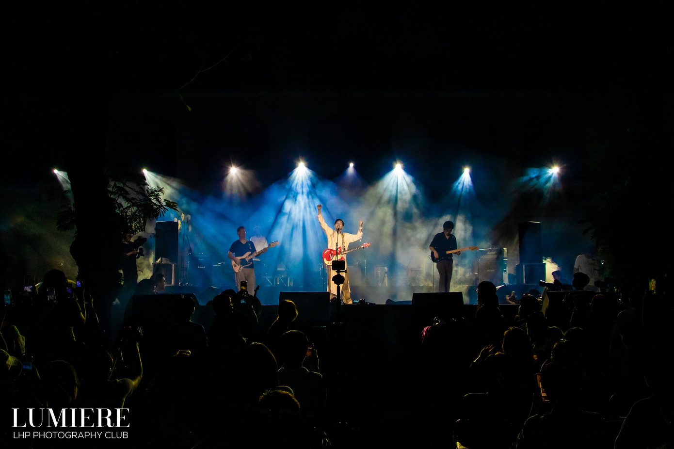 Các sản phẩm truyền thông của Lumiere đều thể hiện tinh thần chung của sự kiện nhưng vẫn đậm chất riêng của CLB. - Ảnh: LHP Photography Club Các sản phẩm truyền thông của Lumiere đều thể hiện tinh thần chung của sự kiện nhưng vẫn đậm chất riêng của CLB. - Ảnh: LHP Photography Club