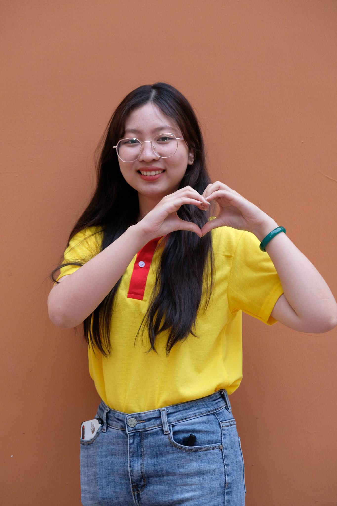 Hoài Thương sẽ dành ngày hôm đó để có thêm kỷ niệm với bạn bè.