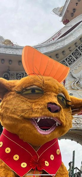 Cận cảnh khuôn mặt “con sen” thức đêm chạy “deadline” kịp KPI cuối năm. Cận cảnh khuôn mặt “con sen” thức đêm chạy “deadline” kịp KPI cuối năm.